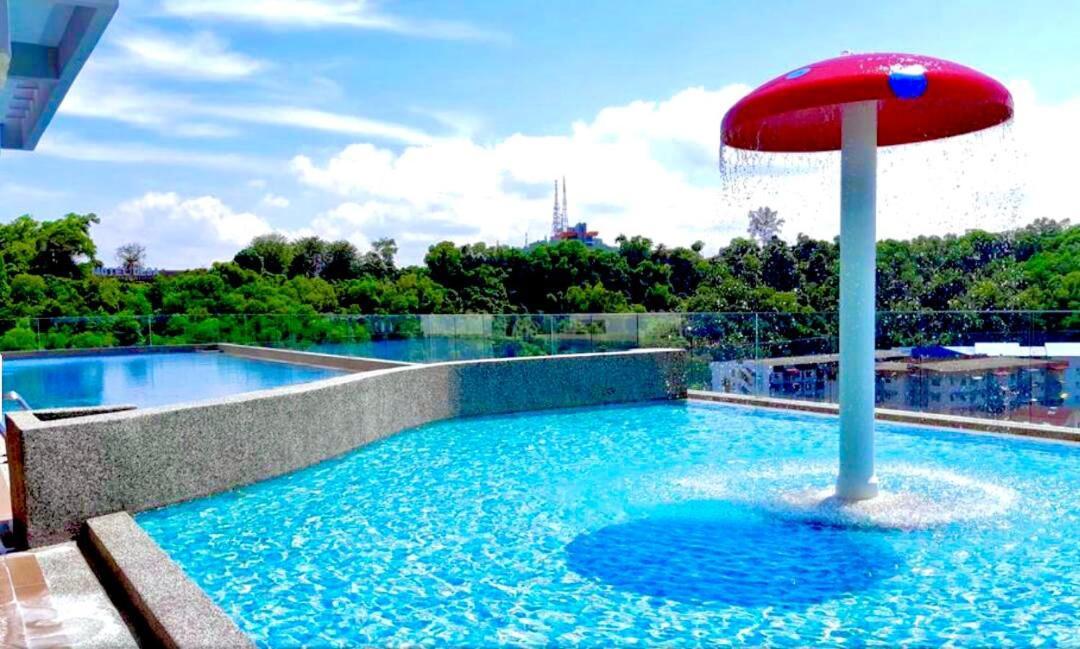 Bunga Homestay Sea View Kuala Terengganu Exteriör bild