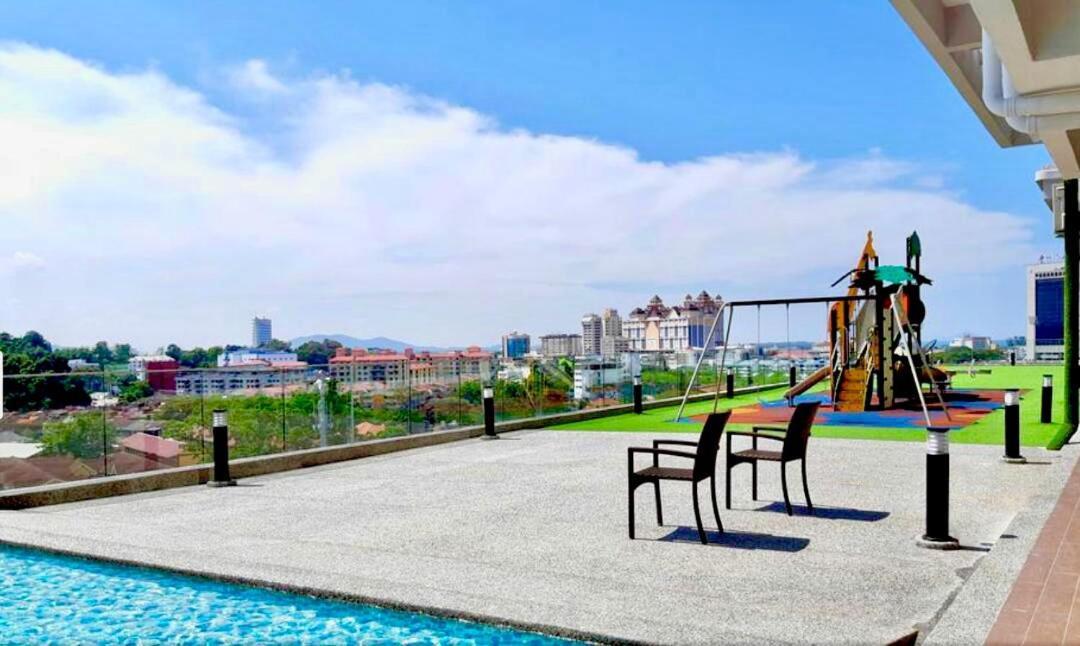Bunga Homestay Sea View Kuala Terengganu Exteriör bild